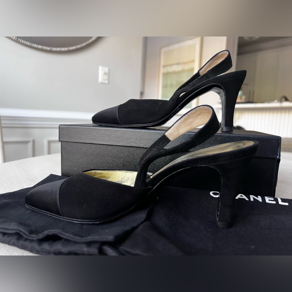 CHANEL Vintage Black Suede‎ & Satin Cap Toe Slingback Pumps – Size 36 - Picture 5 of 9
